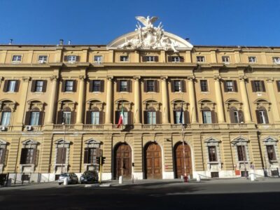 Nuovo concorso per funzionari al MEF 2026: posti a disposizione, prove e scadenze