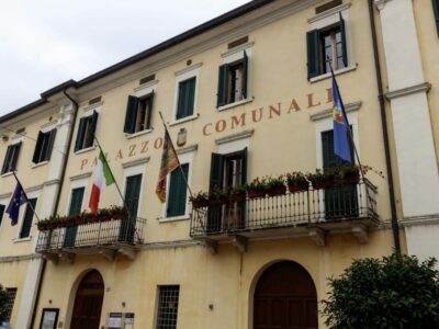 Bandiere istituzionali: perché sono importanti e come esporle correttamente senza incorrere in sanzioni