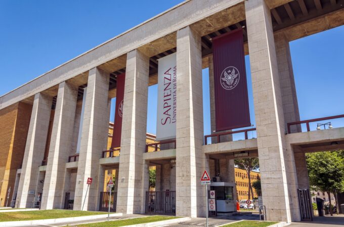 Dopo l’attacco hacker l’Università La Sapienza “scollegata dal presente”: senza PC, si torna al “cartaceo”