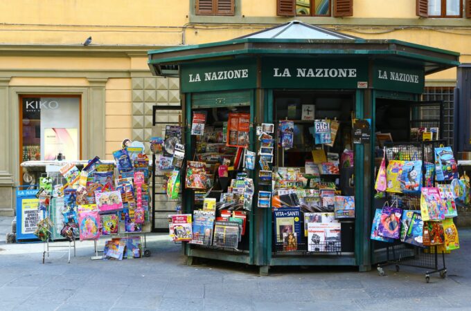 Edicole, tra crisi e rilancio: dal Senato un segnale per la loro sopravvivenza