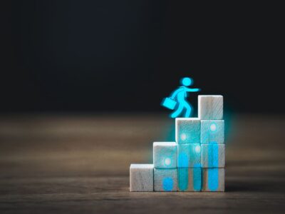 Scatti di anzianità: Cassazione chiarisce quando matura passaggio alla fascia successiva